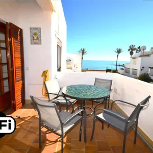 Gaviotas Apartment