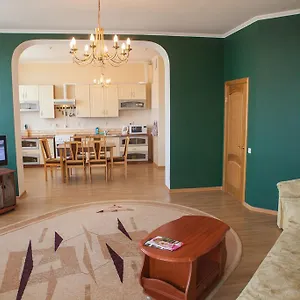 In 2 Min From Poznyaky Metro Station , Киев Украина