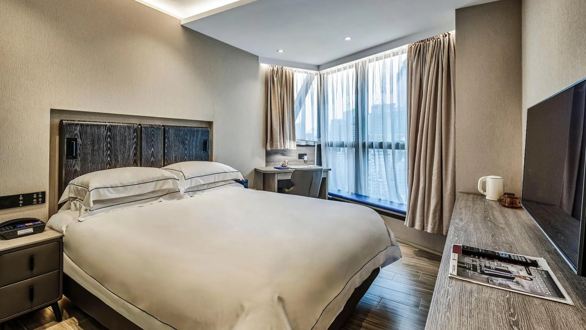 The Emperor Hotel Hong Kong