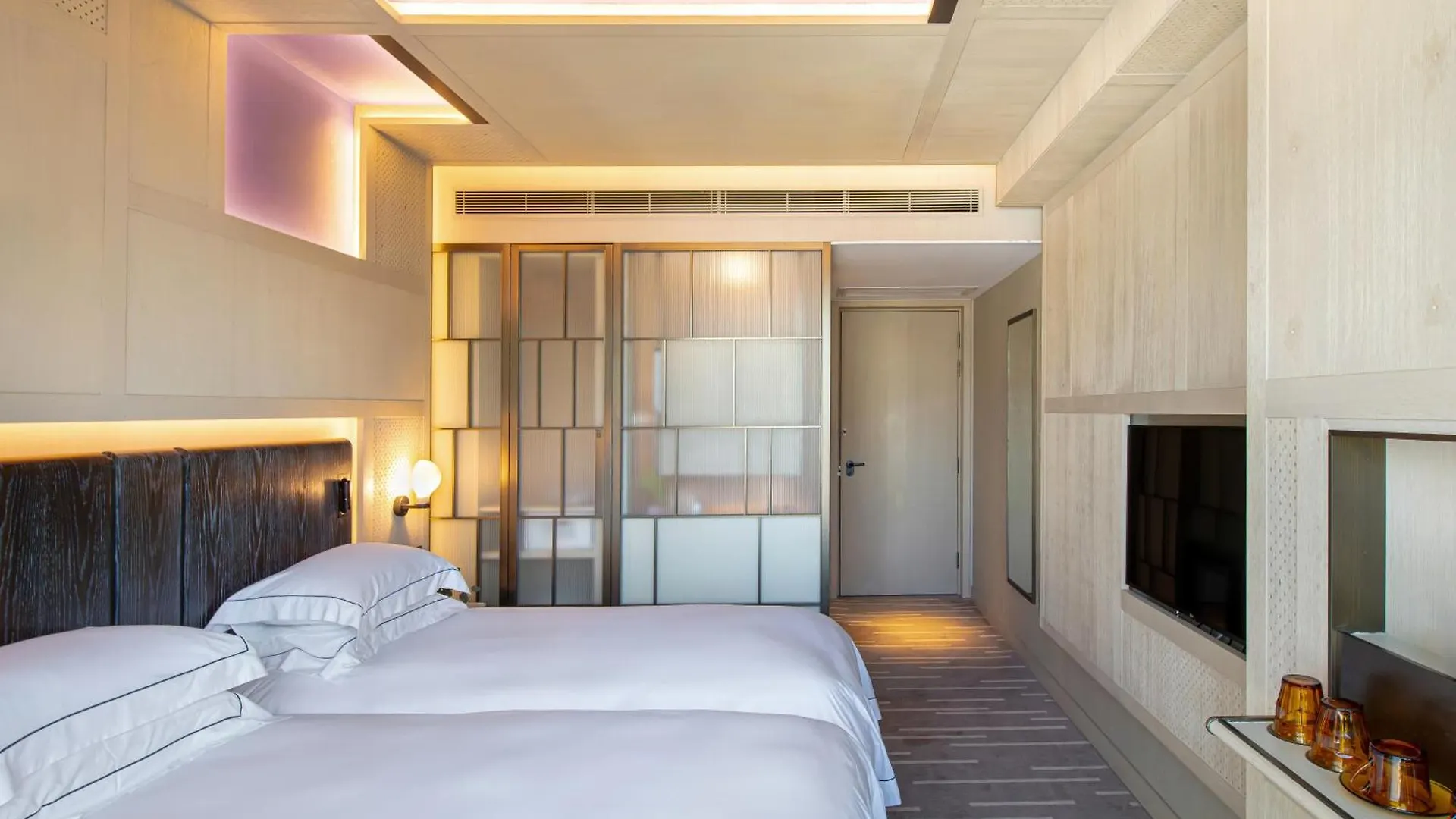 The Emperor Hotel Hong Kong