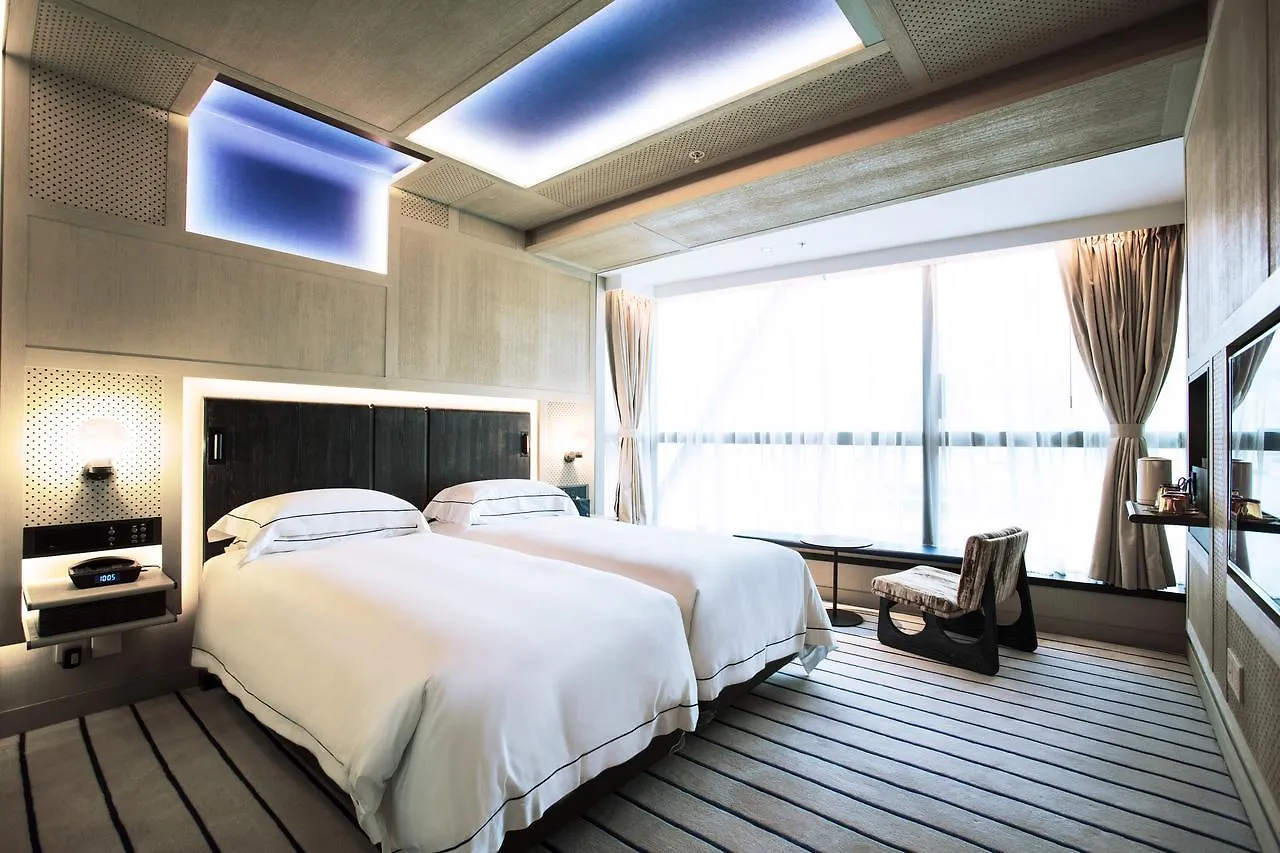 The Emperor Hotel Hong Kong